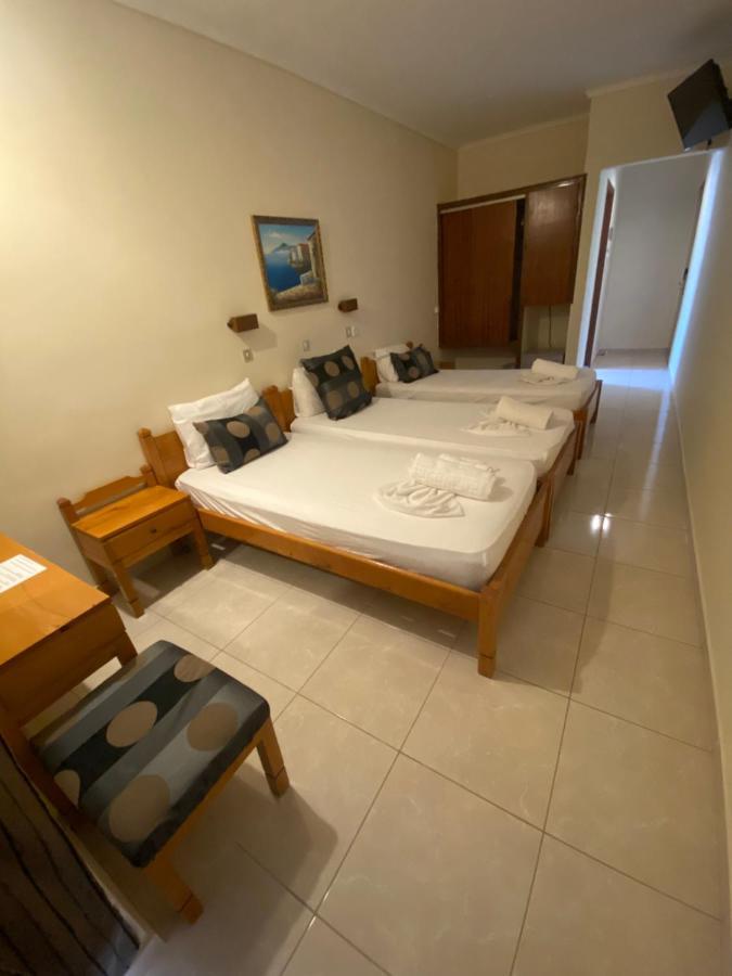 Paradise 2*