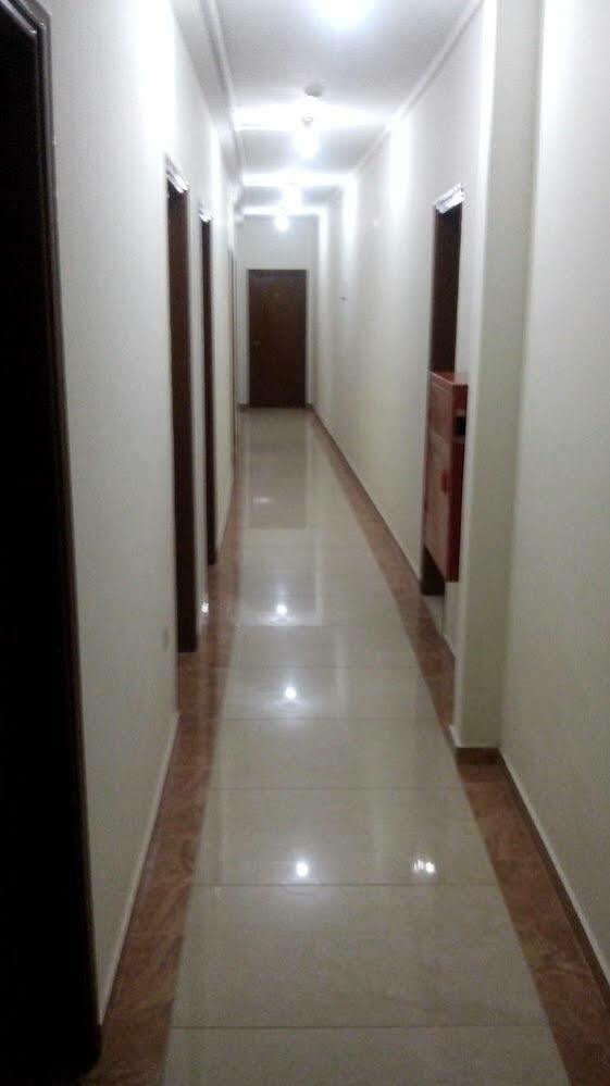 Paradise Hotel 2*